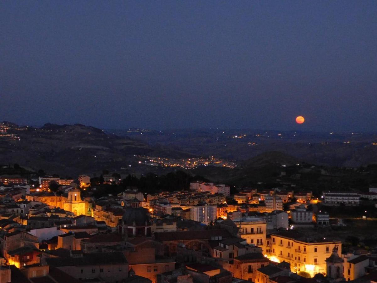 Casteltermini Casa Vacanze Sicilia מראה חיצוני תמונה