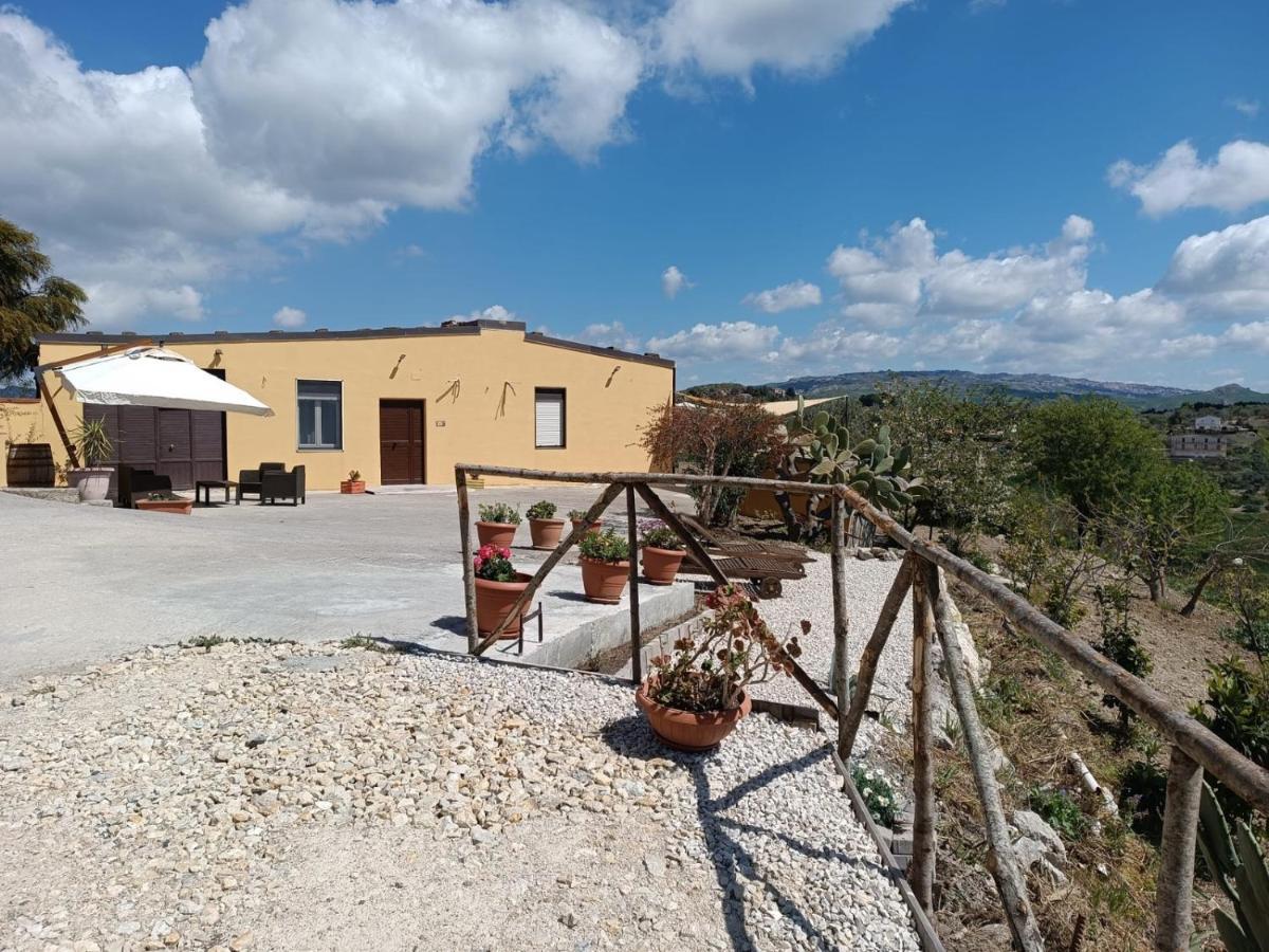 Casteltermini Casa Vacanze Sicilia מראה חיצוני תמונה